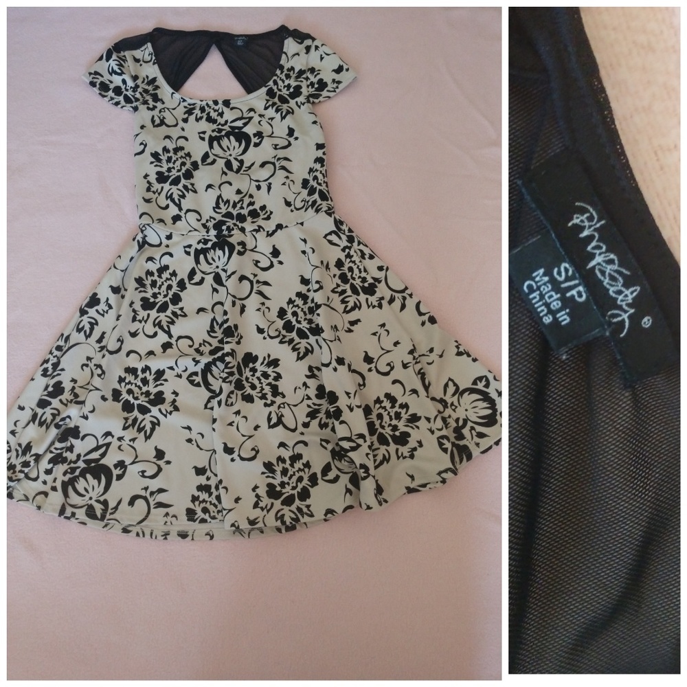 Floral pattern dress